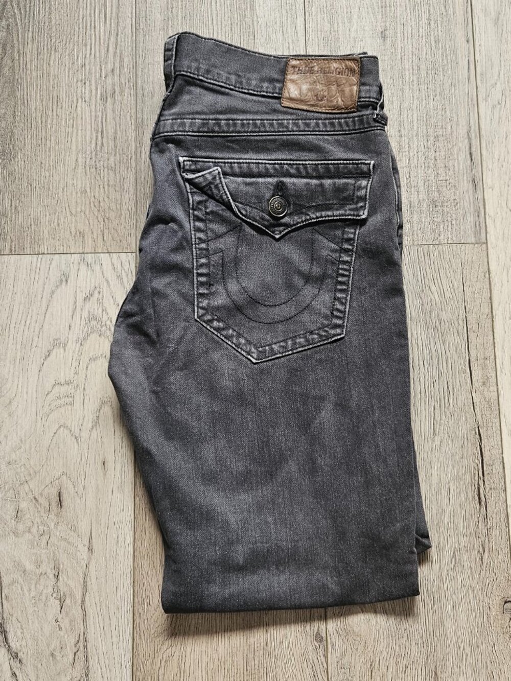 True Religion Ricky Flap Grey Straight Leg Jeans Mens Size 34x32 Gray Faded Wash